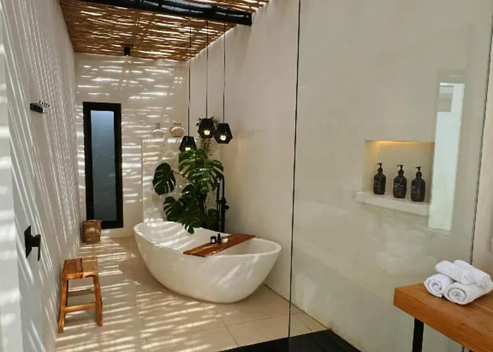 Arenas Blancas 2 * Uluwatu (Bali)